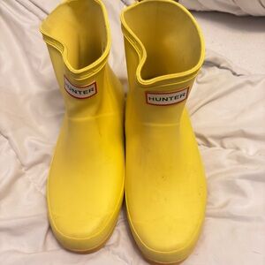 Hunter Women's Vibrant Yellow Rain Boots